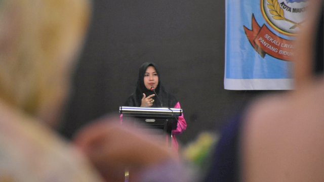 Anggota DPRD Makassar, Fatma Wahyuddin sosialisasikan Perda Perlindungan Guru, di Hotel Horison, Jumat (21/7/2023).