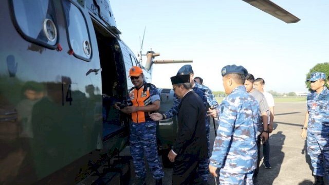 Peringati Hari Bakti TNI AU, Danny Pomanto Terbang Naik Helikopter ke Jeneponto