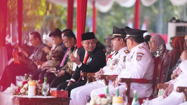 Gubernur Sulawesi Selatan, Andi Sudirman Sulaiman menghadiri Pelantikan Pamong Praja Muda Lulusan IPDN Angkatan XXX Tahun Akademik 2022/2023 di Lapangan Parade IPDN Kampus Jatinangor, Sumedang, Provinsi Jawa Barat, Kamis 27 Juli 2023.