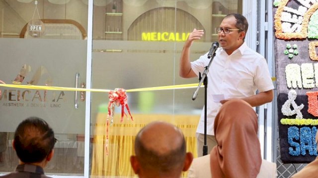 Grand Opening Meicalia Aesthetic & Dental Clinic, Danny Sebut Makassar Semakin Makmur