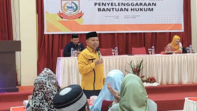 Anggota DPRD Makassar, HM Yunus sosialisasikan Perda Penyelenggaraan Bantuan Hukum, di Hotel Marina, Jl Andalas, Jumat (25/8/2023).