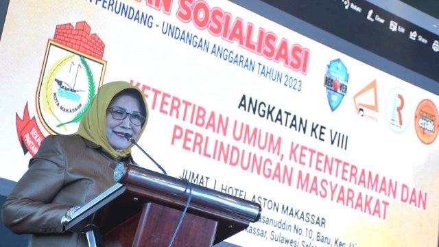 Anggota DPRD Makassar, Apiaty Amin Syam sosialisasikan Perda Ketertiban Umum, Ketentraman, dan Perlindungan Masyarakat, di Hotel ASTON, Jalan Sultan Hasanuddin, Jumat (1/9/2023).