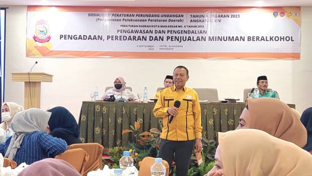 Anggota DPRD Makassar, HM Yunus sosialisasikan Perda pengawasan, pengendalian, pengadaan, peredaran dan penjualan minuman beralkohol, di Hotel Almadera, Minggu (3/9/2023).