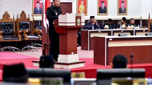 Pidato Perdana di Rapat Paripurna DPRD Sulsel, Ini 8 Program Prioritas Pj Gubernur Bahtiar