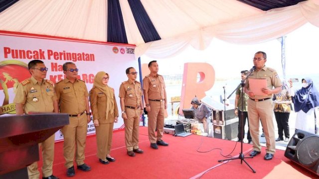 Kukuhkan Bapak-Bunda Asuh Anak Stunting, Danny: Mari Satukan Kekuatan Menuju Zero Stunting