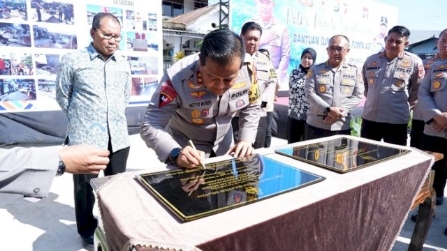 Kapolda Resmikan Bantuan 24 Sumur Bor untuk Warga Sulsel