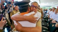 Upacara Pelepasan Gubernur Sulsel Dirangkaikan dengan Arak-arakan