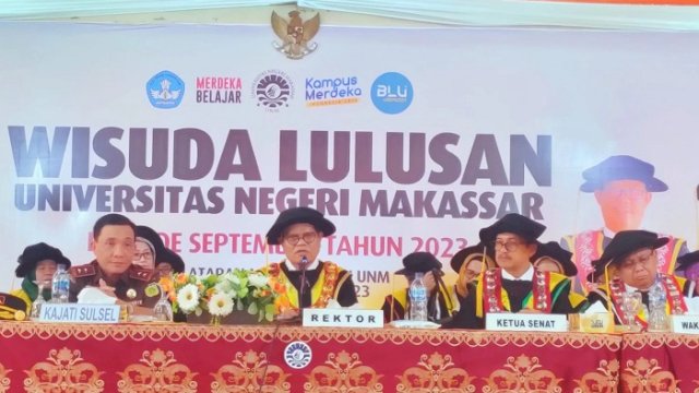 Lepas 1.000 Wisudawan, Rektor UNM Mengajak untuk Tidak Berhenti Belajar