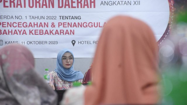 Anggota DPRD Makassar, Budi Hastuti sosialisasikan Perda Pencegahan dan Penanggulangan Pemadaman Kebakaran, di Hotel Royal Bay, Jl Sultan Hasanuddin, Rabu (11/10/2023).