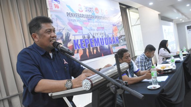 Anggota DPRD Makassar, Arifin Dg Kulle sosialisasikan Perda Kepemudaan, di Hotel Royal Bay Makassar, Sabtu (21/10/2023).