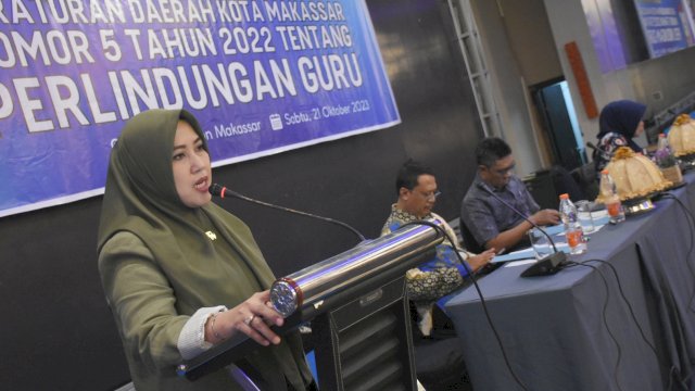 Anggota DPRD Makassar, Fatma Wahyuddin sosialisasikan Perda Perlindungan Guru, di Hotel Horison Ultima, Sabtu (21/10/2023).