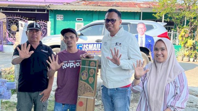 Bacaleg NasDem Sulsel, Ismail Manda serahkan Mesin Air kepada warga terdampak kekeringan.