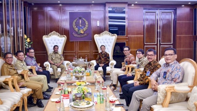 Temui Pj Gubernur, Direktur PLN Jelaskan Kondisi Kelistrikan di Sulsel