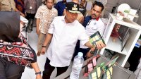 Bahtiar Dukung Pelaku IKM Kacang Mete Tingkatkan Produksi