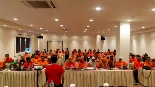 Target Lolos ke Senayan, Partai Buruh Sulsel Bekali Bacaleg