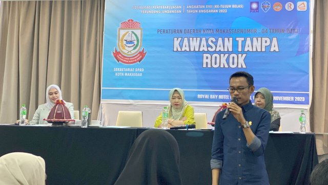 Anggota DPRD Makassar, Sahruddin Said sosialisasikan Perda Kawasan Tanpa Rokok (KTR), di Hotel Royal Bay Makassar, Minggu (12/11/2023).