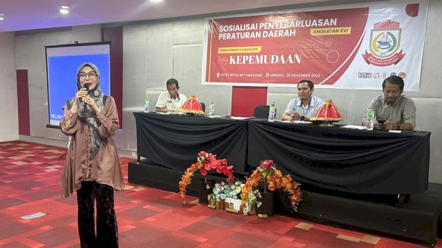 Anggota DPRD Makassar, Budi Hastuti sosialisasikan Perda Kepemudaan, di Hotel Royal Bay Makassar, Jl Sultan Hasanuddin, Minggu (26/11/2023).