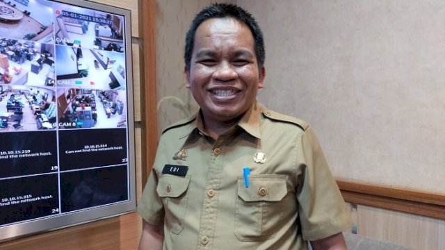 Plh Kepala Dinas PMPTSP Sulsel, Junaedi.