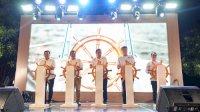 Pj Gubernur Bersama Pimpinan OJK Launching Program EKI di Desa Lembanna Bulukumba