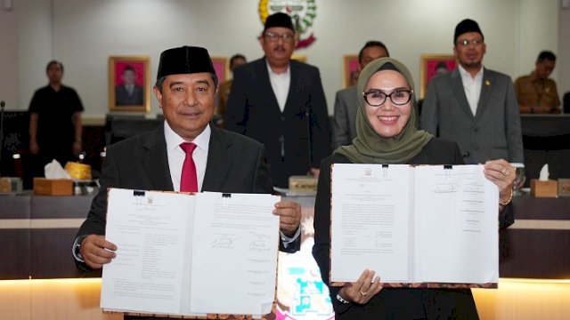 Pertama Kalinya, DPRD Sulsel Ketuk Palu APBD Pokok 2024 di Awal November