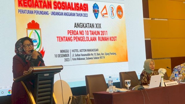 Anggota DPRD Makassar, Apiaty Amin Syam sosialisasikan Perda Pengelolaan Rumah Kost, Hotel Aston, Jl Sultan Hasanuddin, Minggu (10/12/2023).