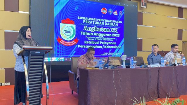 Anggota DPRD Makassar, Fatma Wahyuddin sosialisasi Perda Retribusi Pelayanan Persampahan atau Kebersihan, di Hotel Aston Makassar, Sabtu (9/12/2023).