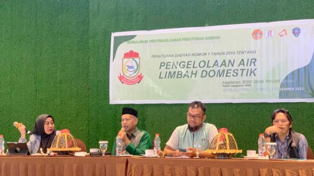 Anggota DPRD Makassar, Abdul Wahid sosialisasikan Perda Pengelolaan Air Limbah Domestik, di Hotel Maxone, Jl Taman Makam Pahlawan, Sabtu (9/12/2023).