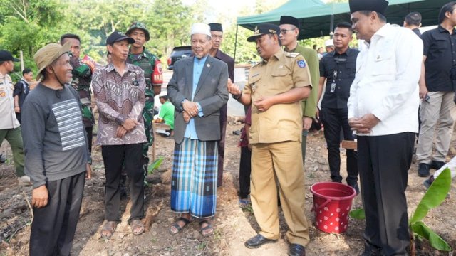 Pimpinan Ponpes DDI Mangkoso Dukung Budidaya Pisang Cavendish, Sejalan Program Pesantren