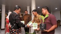 Kades Bonto Masunggu Jemput Bibit di Rujab Gubernur Sulsel, Siapkan Lahan 400 Hektare