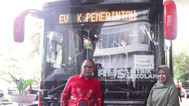Bus Sekolah Listrik Dilaunching di Makassar, Bisa Angkut 29 Siswa