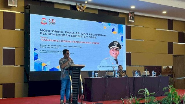 Dinas Kominfo Makassar Berikan Literasi Keamanan Siber Bagi Guru dan Pelajar
