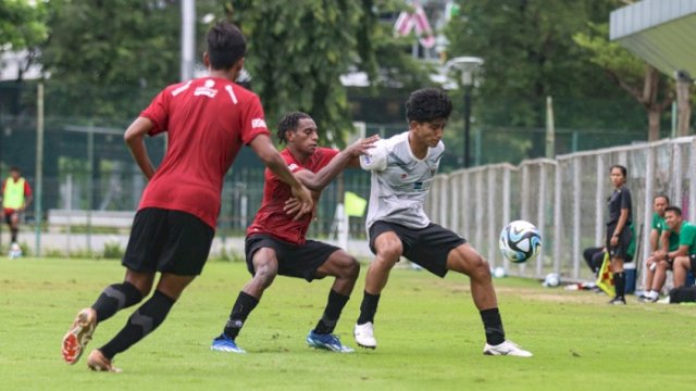 Timnas Indonesia U-20 akan melakoni laga uji coba internasional melawan Thailand (26/1/2024) dan Uzbekistan (30/1/2024). (pssi)