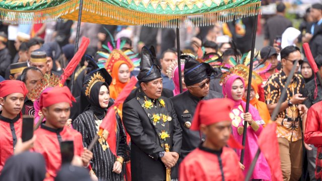 Pj Gubernur Sulsel Bahtiar Baharuddin menghadiri peringatan Hari Ulang Tahun Kabupaten Bulukumba ke-64, Minggu, 4 Februari 2024.