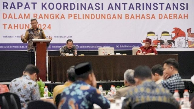 Pj Sekprov Sulsel Andi Muhammad Arsjad membuka Rapat Koordinasi (Rakor) Antarinstansi Program Pengembangan Pembinaan Perlindungan Bahasa Indonesia dan Daerah di Sulsel dan Sulbar Tahun 2024.