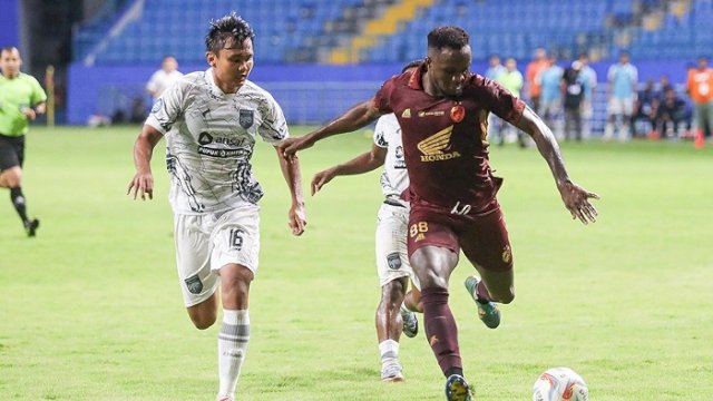 Laga PSM Makassar melawan Borneo FC berakhir imbang dengan skor 1-1, di Stadion Batakan, Balikpapan, Jumat (29/3/2024). (@PSM_Makassar)
