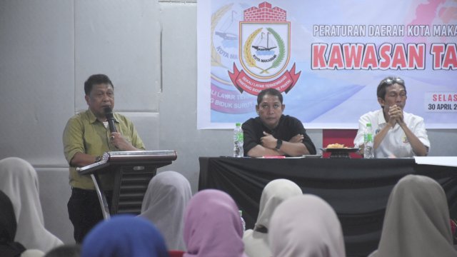 Anggota DPRD Makassar, Arifin Dg Kulle sosialisasi Kawasan Tanpa Rokok, di Hotel Royal Bay Makassar, Jl Sultan Hasanuddin, Selasa (30/4/2024).