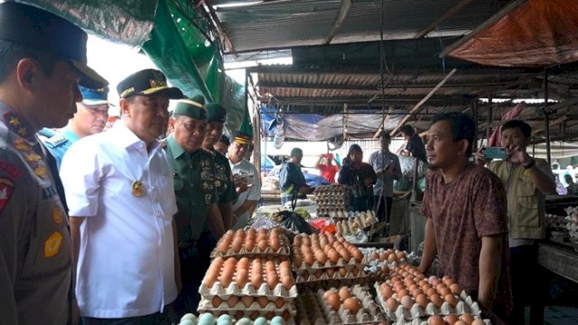 Harga Bahan Pokok di Pasar Terong Makassar Relatif Stabil Jelang Lebaran