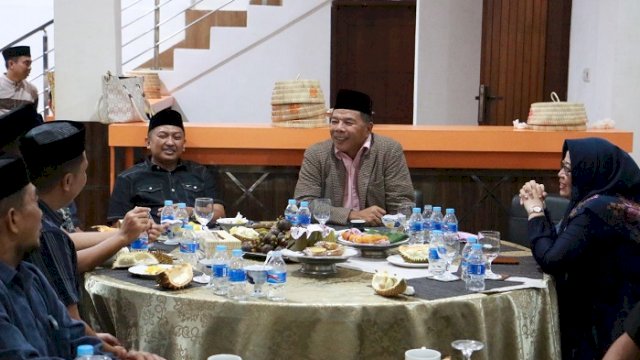 Dari Kades Hingga Elit Parpol Hadiri Buka Puasa Andi Utta di Tanete