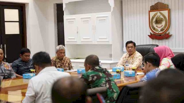 Pemkot Makassar Akan Tertibkan PKL Kawasan Pasar Pamos Cendrawasih