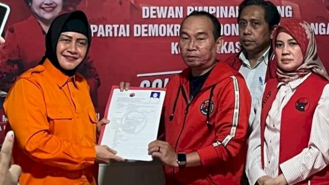 Indira Yusuf Ismail Serius Maju Pilwalkot Makassar, Kembalikan Formulir Pendaftaran di PDIP