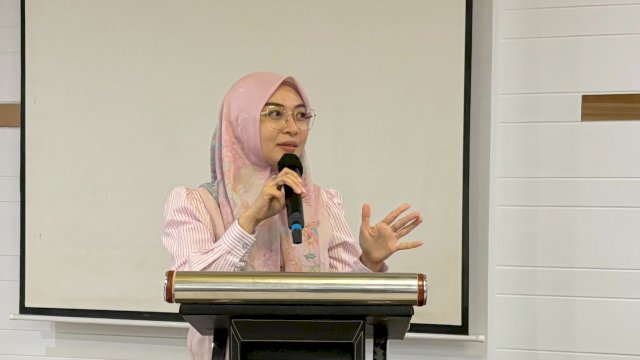 Anggota DPRD Makassar, Budi Hastuti sosialisasi Pengelolaan Sampah, di Hotel Favor, Jl Lasinrang, Sabtu (15/6/2024).