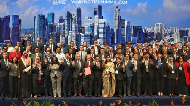 Hadiri Mayor Forum WCS 2024 di Singapura, Danny Pomanto Paparkan Program Lorong Wisata