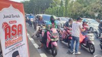 Jumat Berkah, Andi Seto Asapa Bagikan Nasi Kuning Gratis