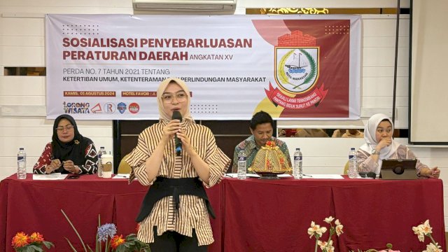 Anggota DPRD Makassar, Budi Hastuti sosialisasi Ketertiban Umum, Ketentraman dan Perlindungan Masyarakat, di Hotel Favor, Jalan Lasinrang, Kamis (1/8/2024).