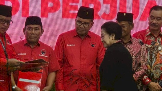 Pilgub Sulsel: Danny-Azhar Terima Rekomendasi PDIP