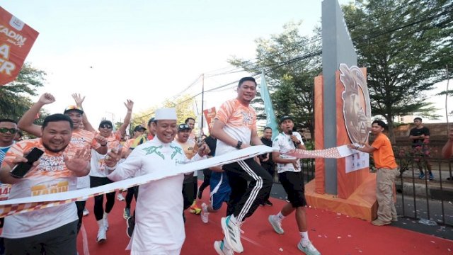 Lepas 1.500 Peserta Kadin Gowa Run, Bupati Adnan: Memacu Akselerasi Pertumbuhan Ekonomi