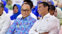 Program Pangan Lestari, Mentan Amran Serahkan Bantuan Polybag Tanaman Pekarangan