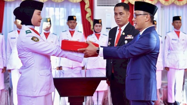 Kukuhkan Paskibraka Sulsel, Ini Pesan Pj Gubernur Prof Zudan