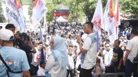 Diantar Ribuan Pendukung, Seto-Rezki Jadi Pendaftar Pertama di KPU Makassar