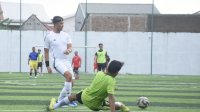 Usai Ditetapkan KPU sebagai Kontestan Pilwalkot Makassar, Andi Seto Pilih Bermain Sepakbola Bareng Jurnalis